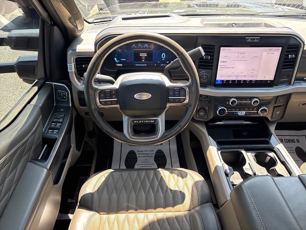 Certified 2025 Ford F250 Platinum w/ Platinum Plus Package AWD/4WD image 23