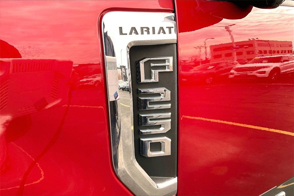 Certified 2017 Ford F250 Lariat w/ Lariat Ultimate Package image 7