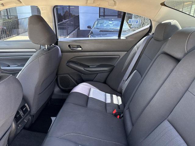 Used 2019 Nissan Altima 2.5 SV FWD image 6