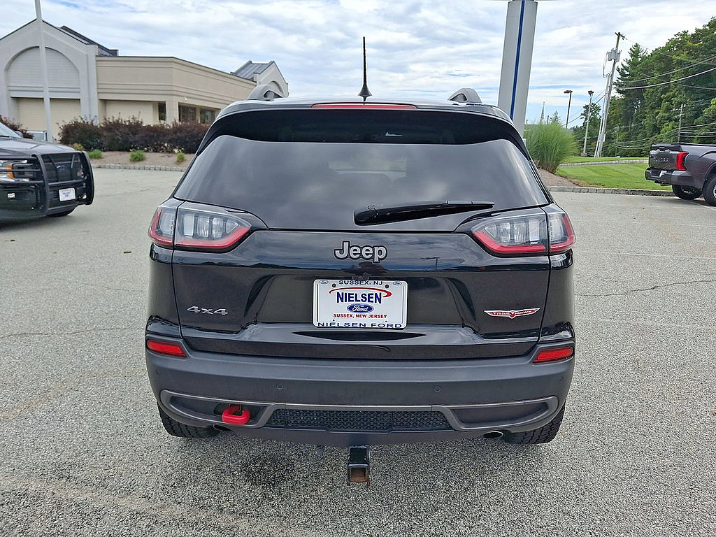 Used 2020 Jeep Cherokee Trailhawk AWD/4WD image 23