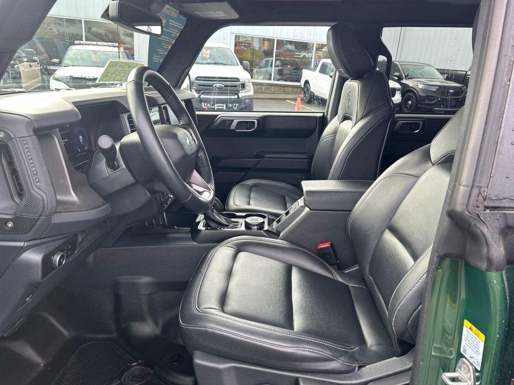 Certified 2025 Ford Bronco Badlands image 5