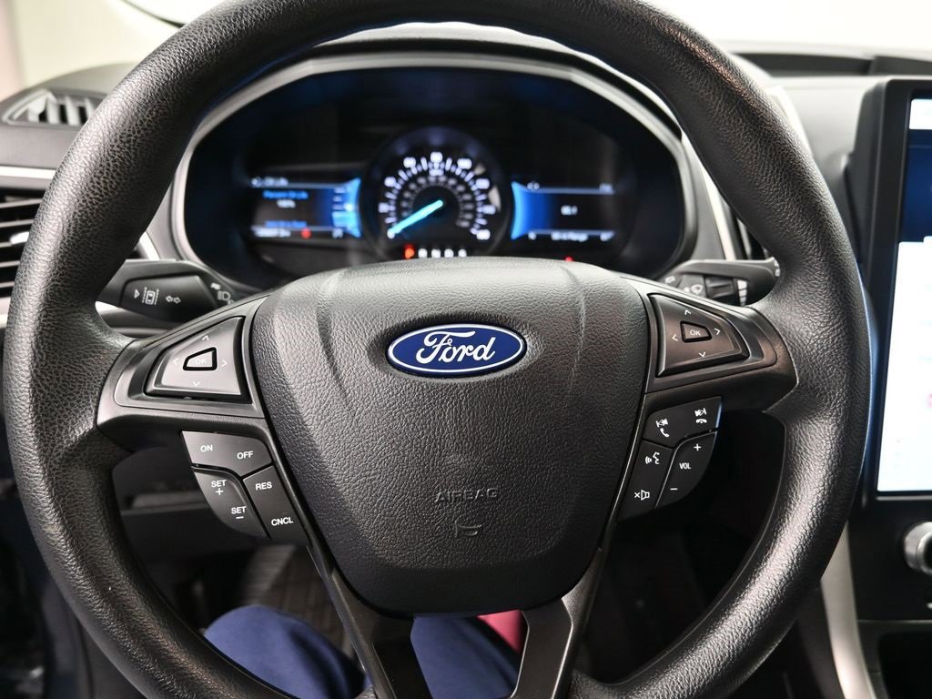 Certified 2022 Ford Edge SE w/ Black Appearance Package image 32