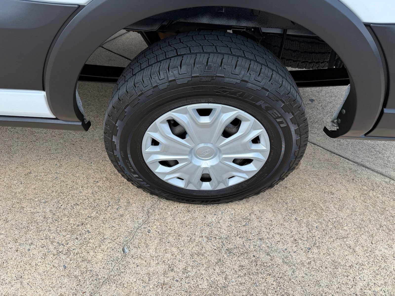 Certified 2023 Ford Transit 350 XLT RWD image 10