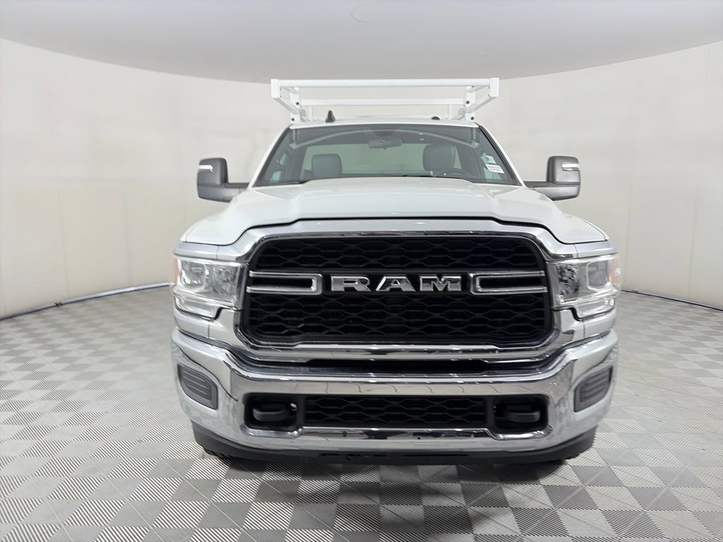 Used 2024 RAM 3500 Tradesman w/ Chrome Appearance Group AWD/4WD video 2