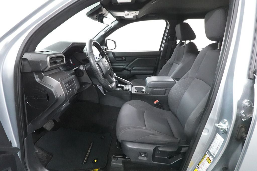 Used 2024 Toyota Tacoma SR5 AWD/4WD image 23