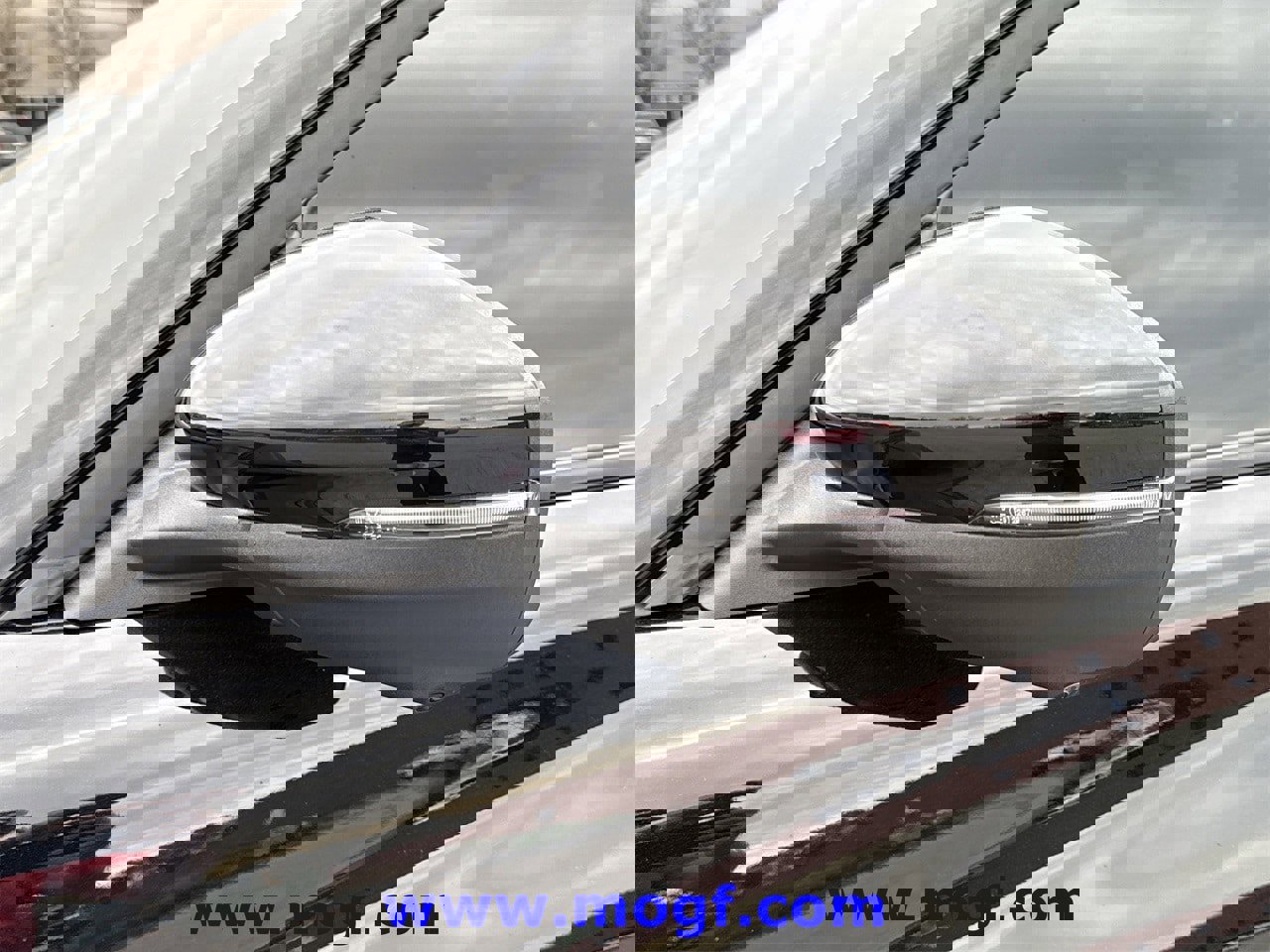 Certified 2025 Ford Mustang Mach-E Premium image 40