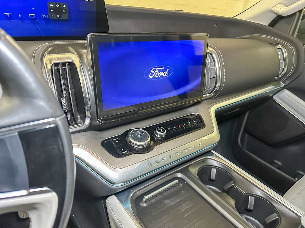 Certified 2025 Ford Expedition Max Platinum AWD/4WD image 40