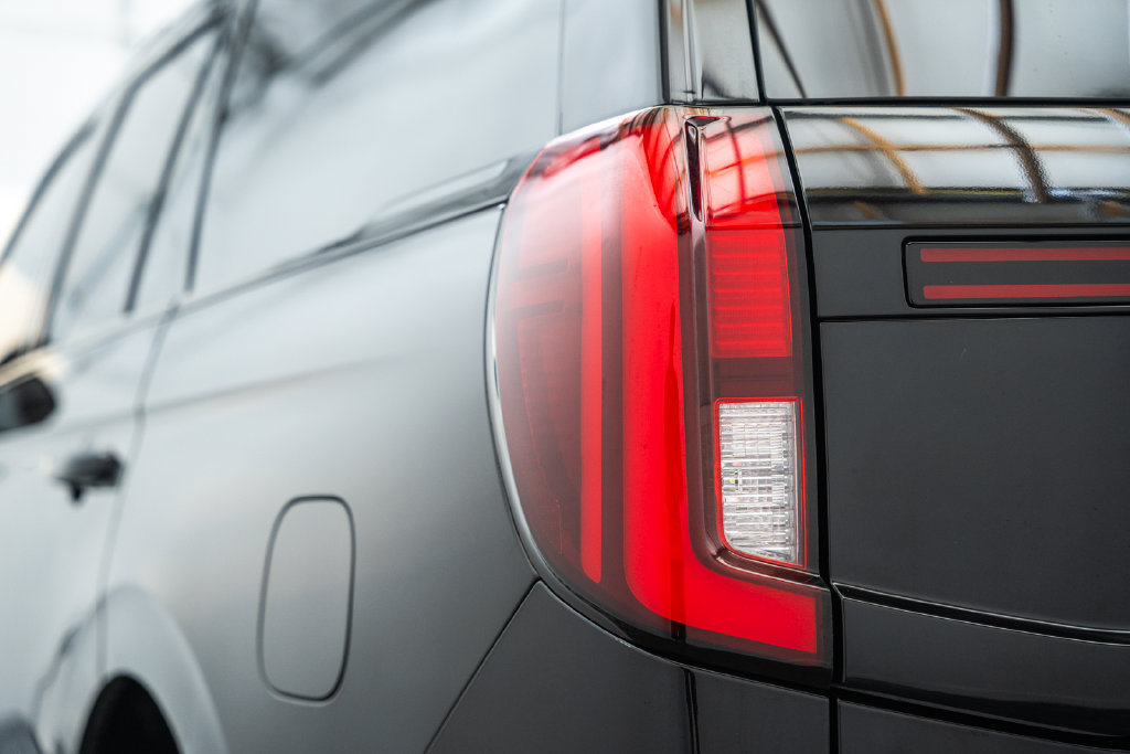 Certified 2025 Ford Expedition Tremor AWD/4WD image 8