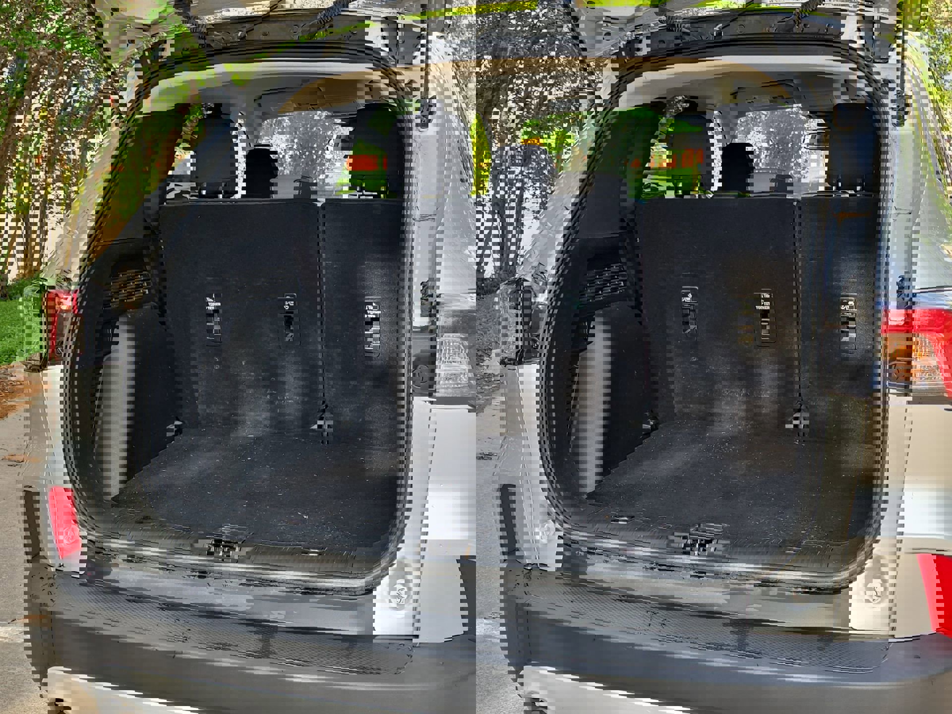 Certified 2020 Ford Escape SE image 21