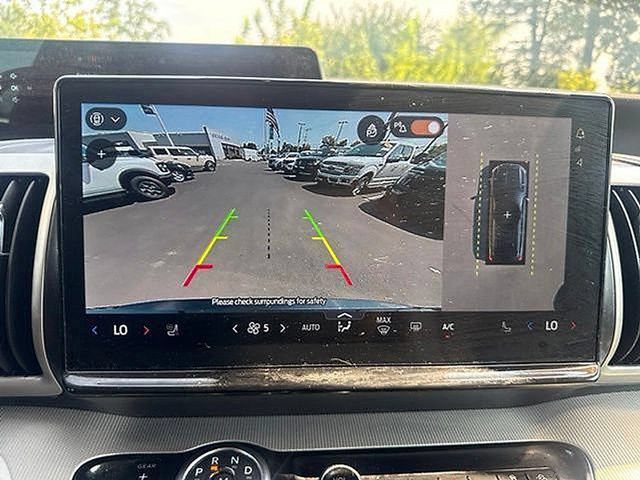 Certified 2025 Ford Expedition Active AWD/4WD image 29