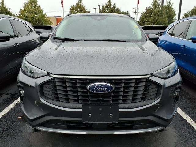 Certified 2025 Ford Escape Platinum AWD/4WD image 2