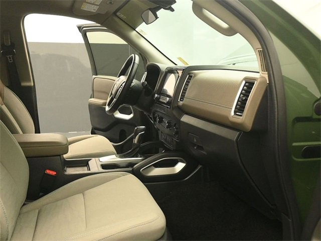 Used 2022 Nissan Frontier SV image 18