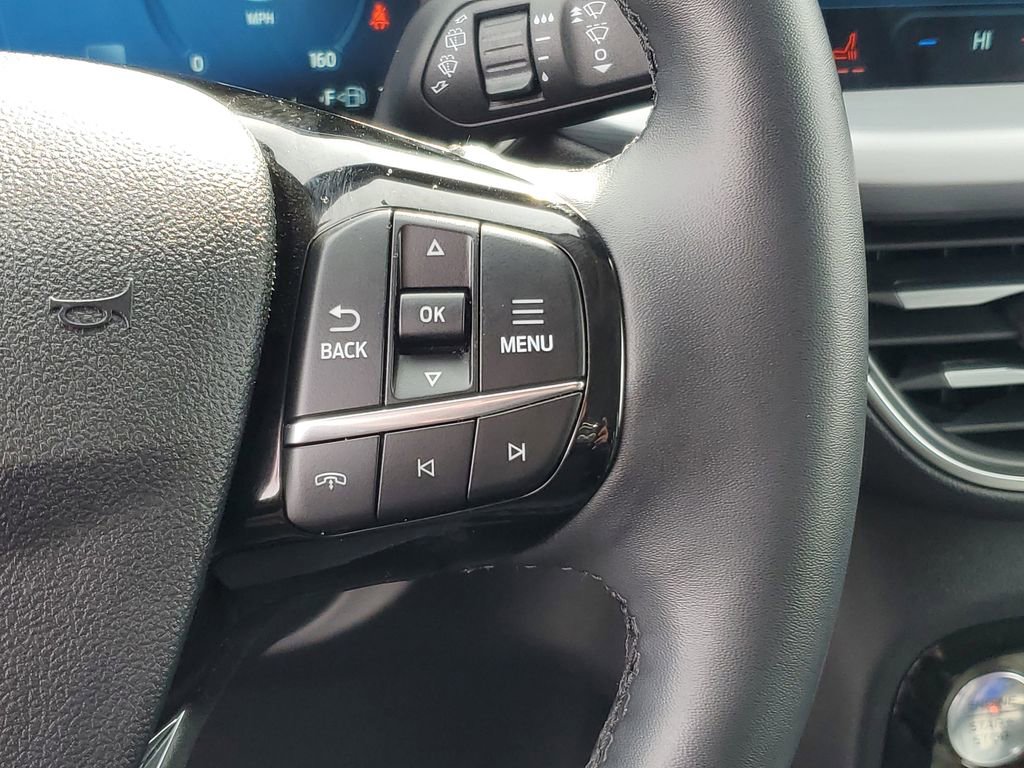 Certified 2025 Ford Escape Platinum image 17