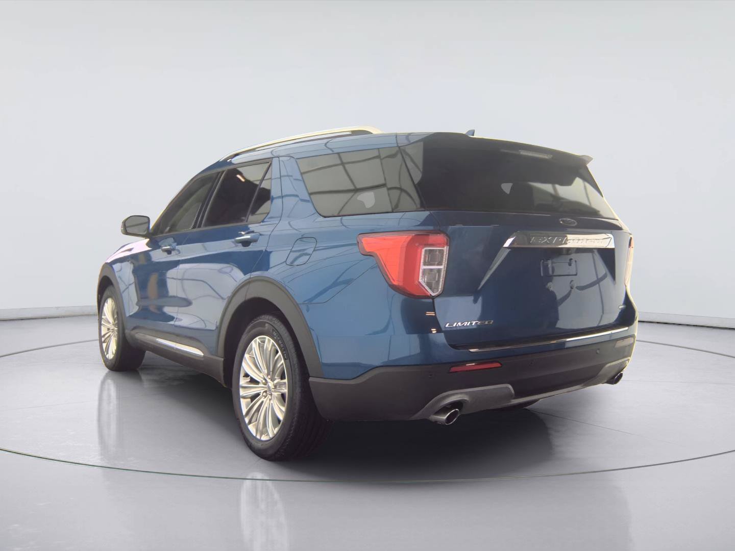 Certified 2020 Ford Explorer Limited w/ Hybrid Equipment Group 310A RWD image 4