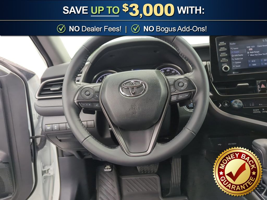 Used 2024 Toyota Camry SE w/ Convenience Package FWD image 18