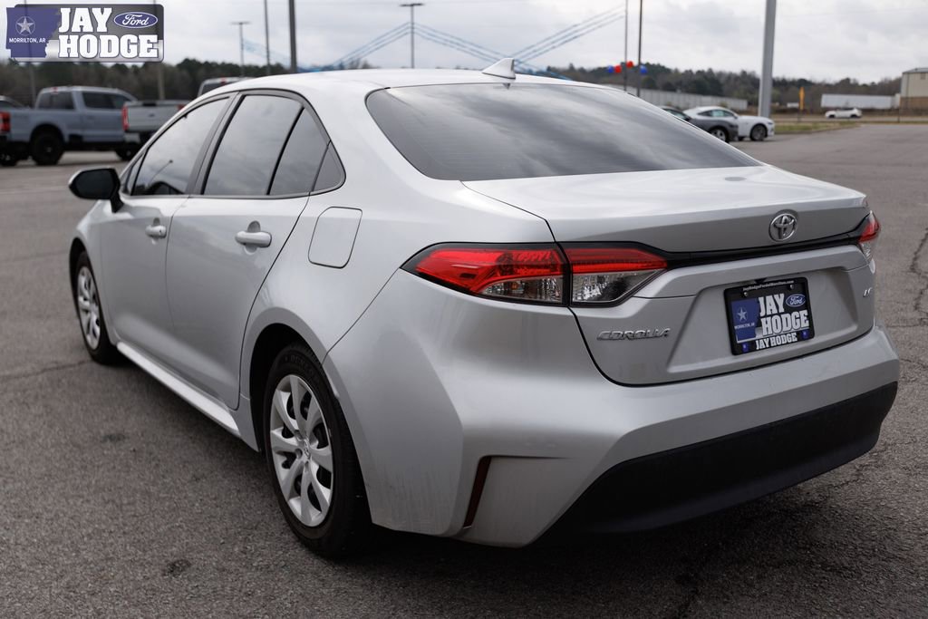 Used 2024 Toyota Corolla LE image 7