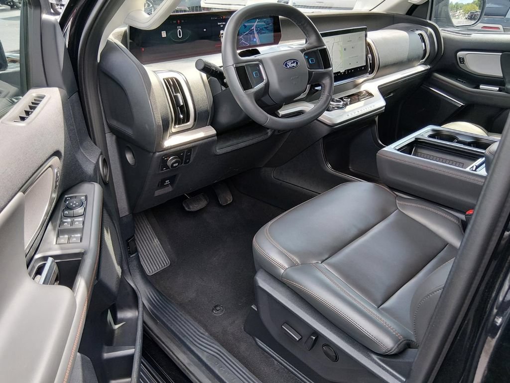 Certified 2025 Ford Expedition Max Active AWD/4WD image 10