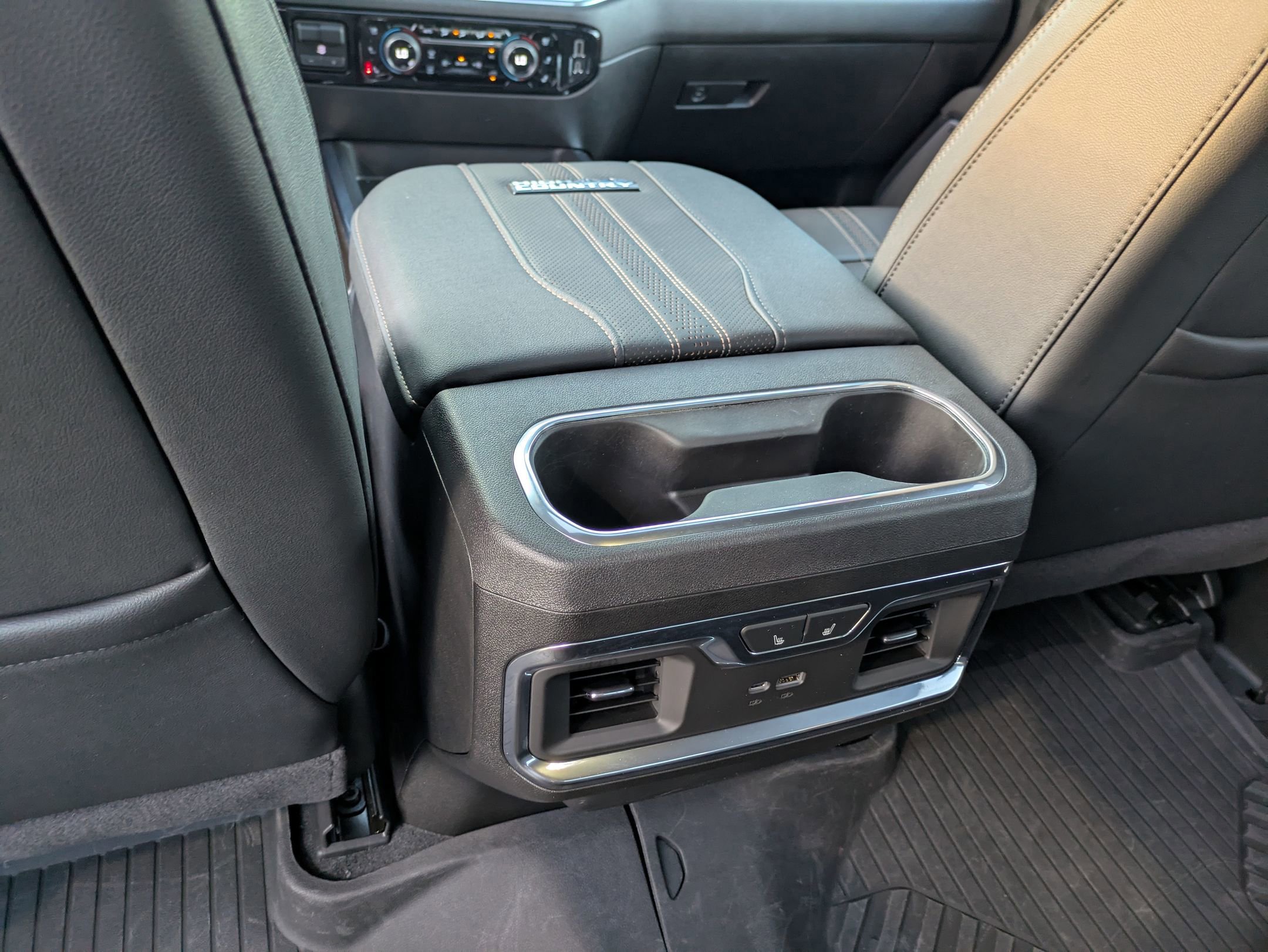 Used 2025 Chevrolet Silverado 2500 High Country w/ Technology Package image 33