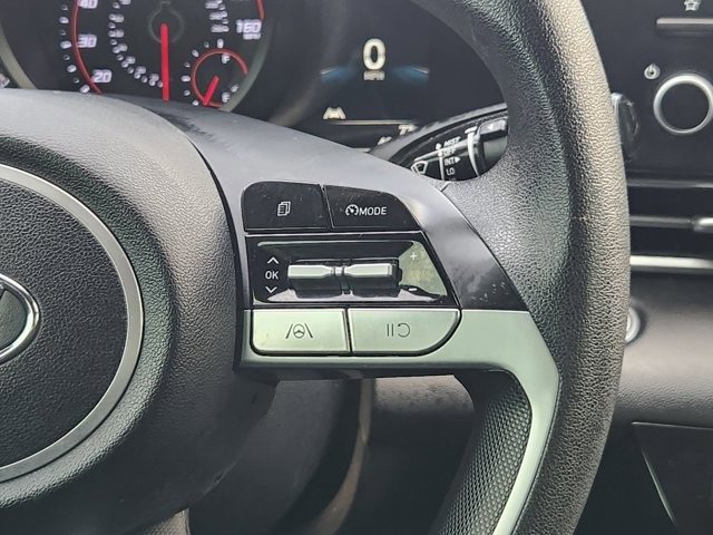 Used 2023 Hyundai Elantra SEL image 29