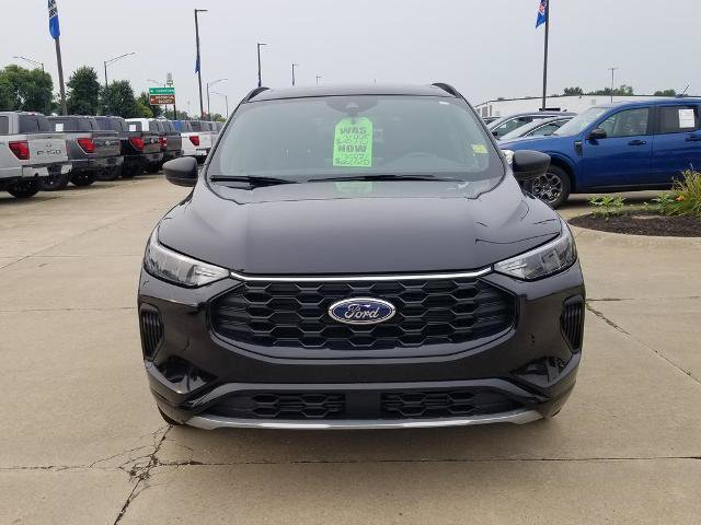 Certified 2024 Ford Escape ST-Line w/ Tech Pack #1 AWD/4WD image 8