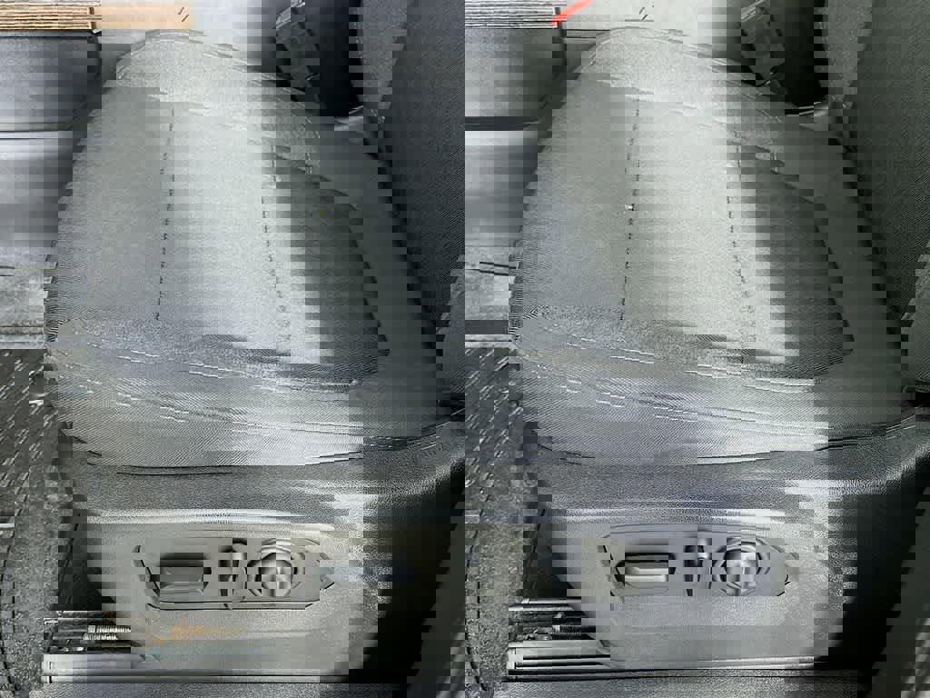 Used 2020 GMC Sierra 1500 Elevation image 30