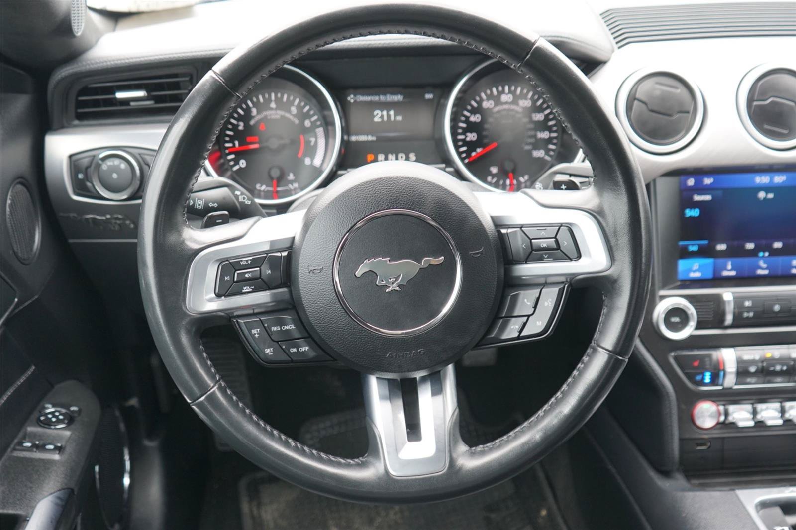 Certified 2021 Ford Mustang Premium RWD image 22