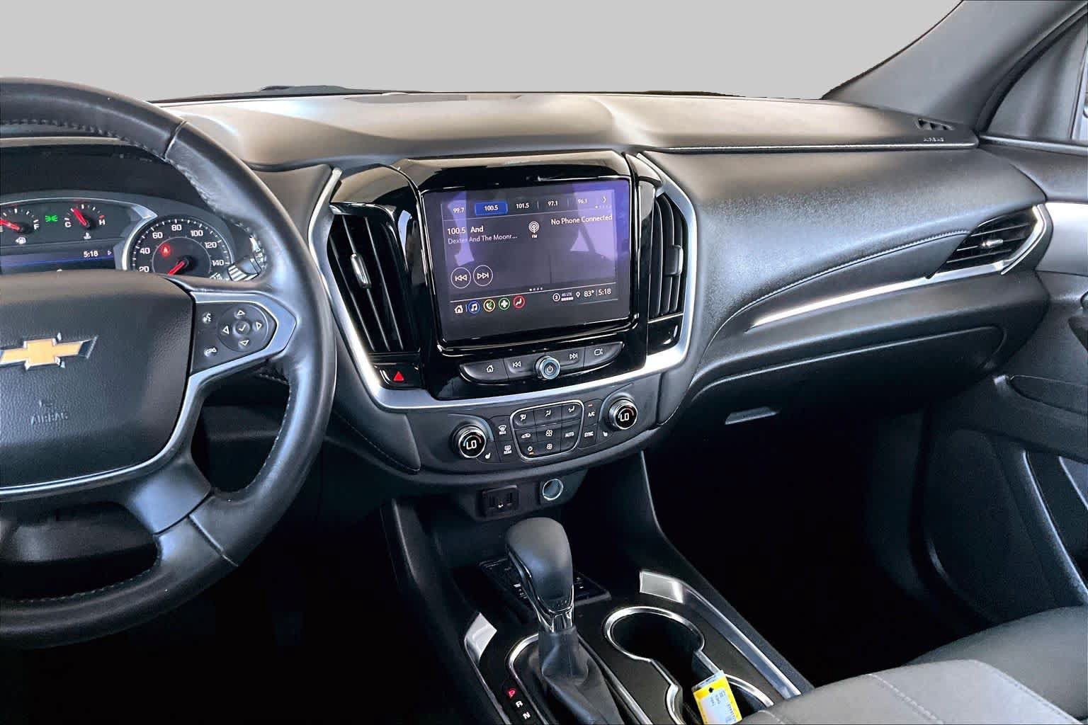 Used 2022 Chevrolet Traverse LT FWD image 7