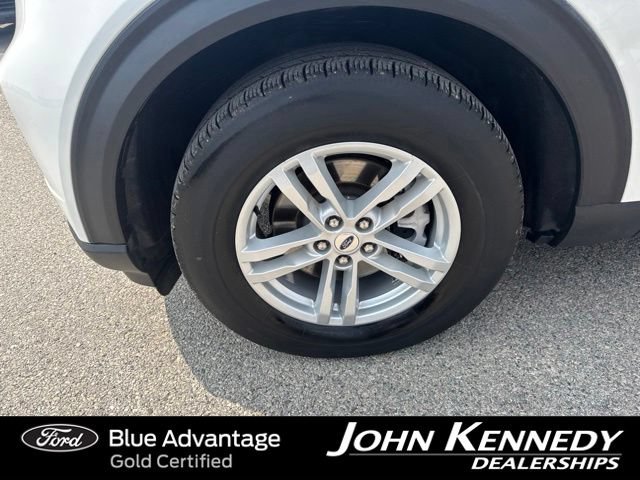 Certified 2023 Ford Explorer XLT AWD/4WD image 2