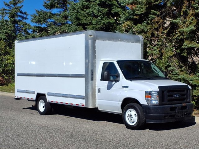 Certified 2022 Ford E-350 and Econoline 350 Super Duty image 5