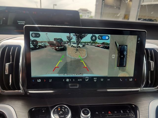 Certified 2025 Ford Expedition Platinum AWD/4WD image 19