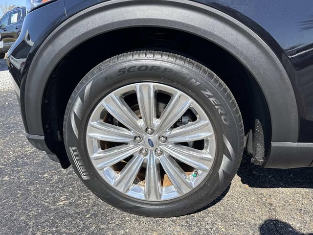 Certified 2021 Ford Explorer Limited w/ Equipment Group 301A image 7