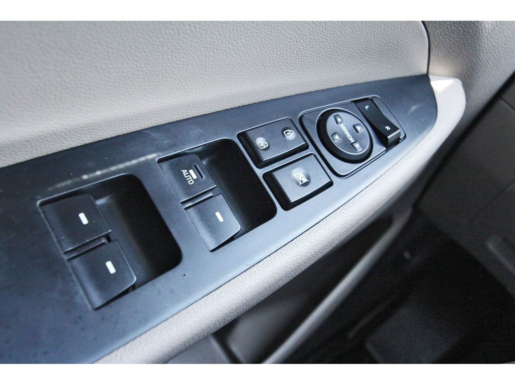 Used 2019 Hyundai Tucson Sport w/ Cargo Package FWD image 20