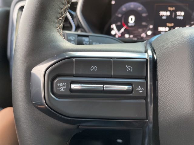 Used 2025 GMC Canyon AT4 w/ AT4 Premium Package image 20