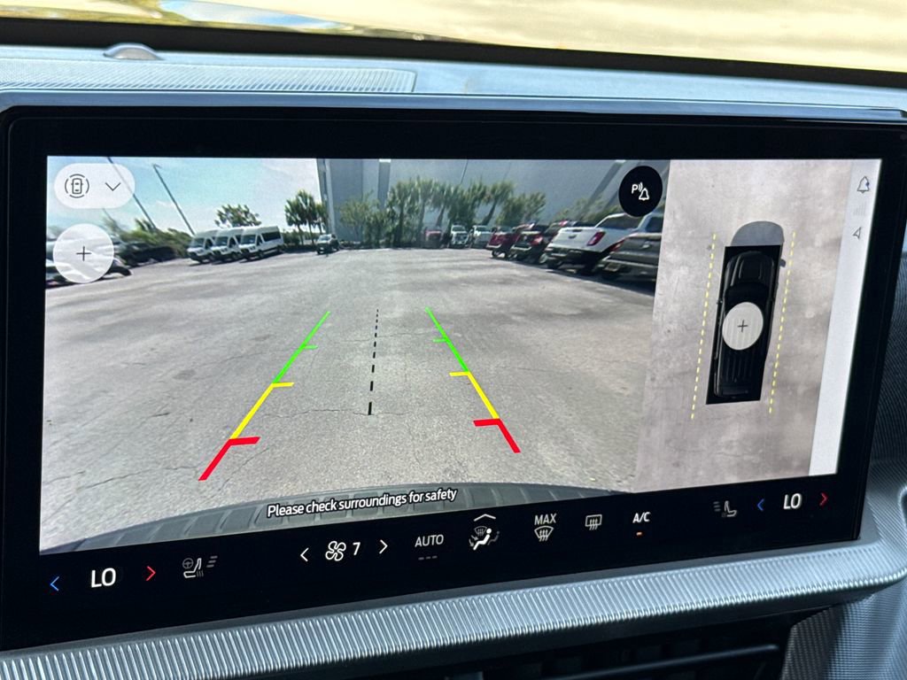 Certified 2025 Ford Explorer ST-Line image 21