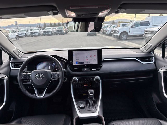 Used 2023 Toyota RAV4 Limited AWD/4WD image 21