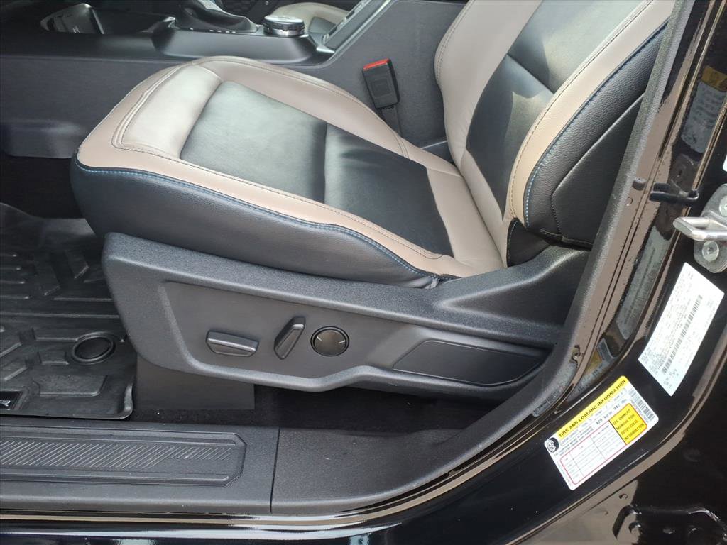 Certified 2024 Ford Bronco Wildtrak image 11