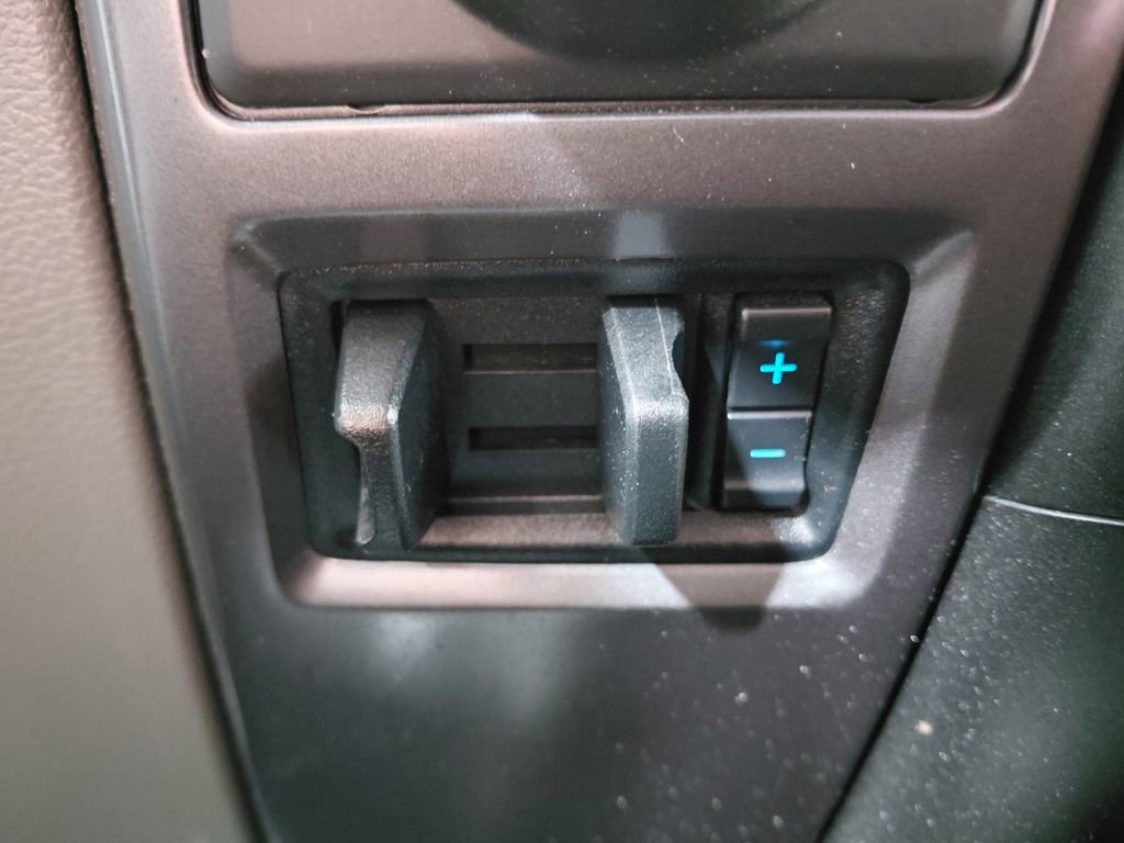 Certified 2019 Ford F150 XLT w/ Equipment Group 302A Luxury AWD/4WD image 34