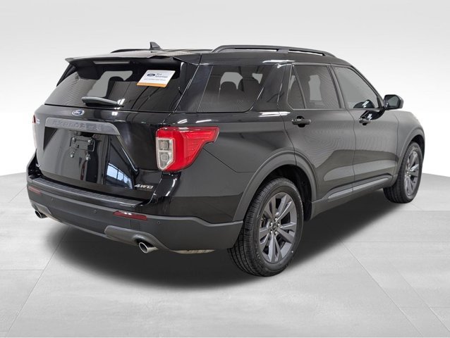 Certified 2023 Ford Explorer XLT w/ Equipment Group 202A AWD/4WD image 19