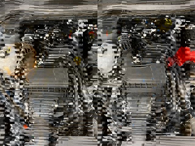 Certified 2023 Ford Escape Platinum w/ Premium Technology Package image 11