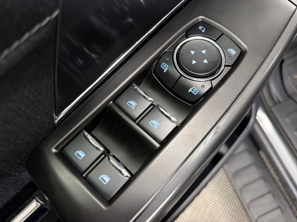 Certified 2024 Ford F150 Lariat w/ Bed Utility Package AWD/4WD image 17