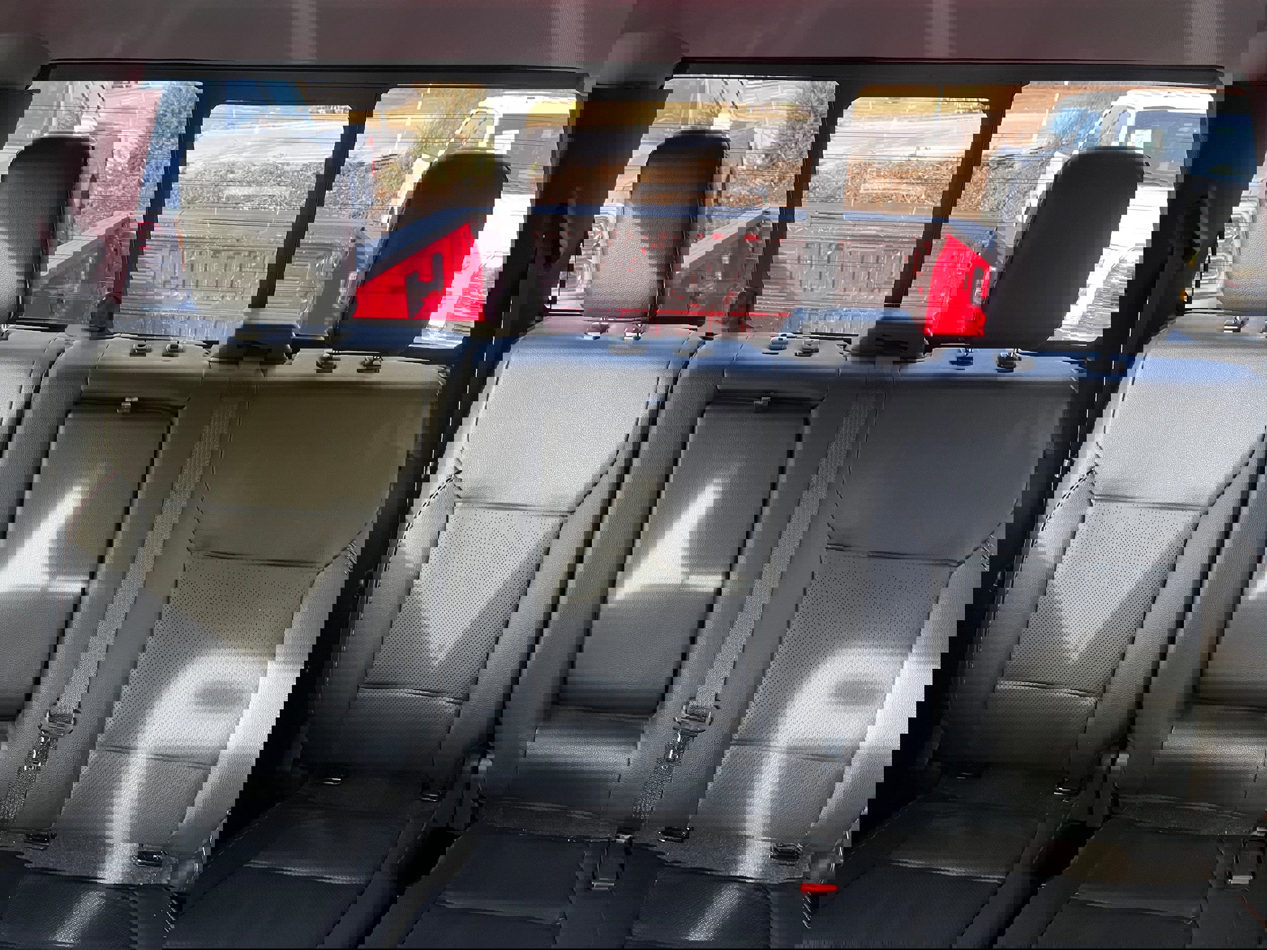 Certified 2023 Ford F250 Lariat w/ Chrome Package image 12