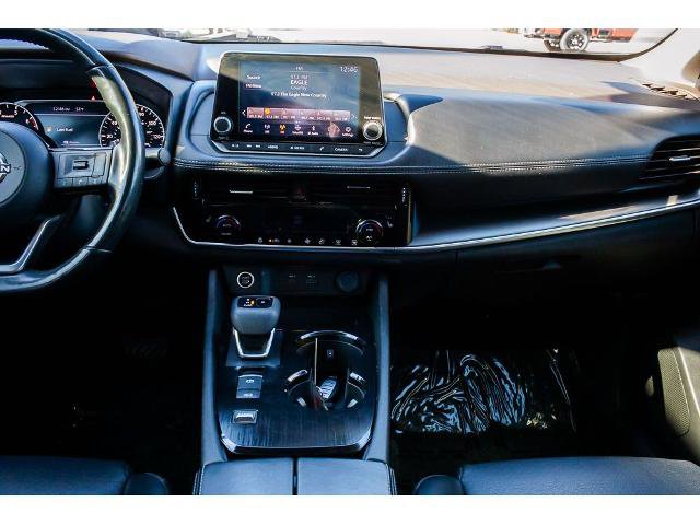 Used 2022 Nissan Rogue SV w/ SV Premium Package image 14