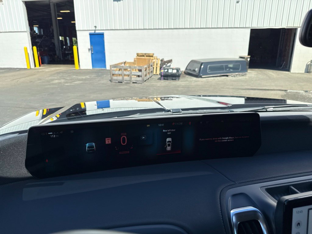 Certified 2025 Ford Expedition Platinum AWD/4WD image 32