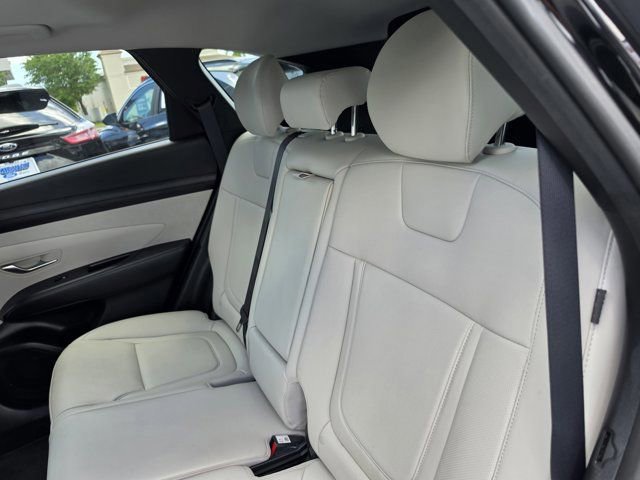 Used 2025 Hyundai Tucson SEL FWD image 12