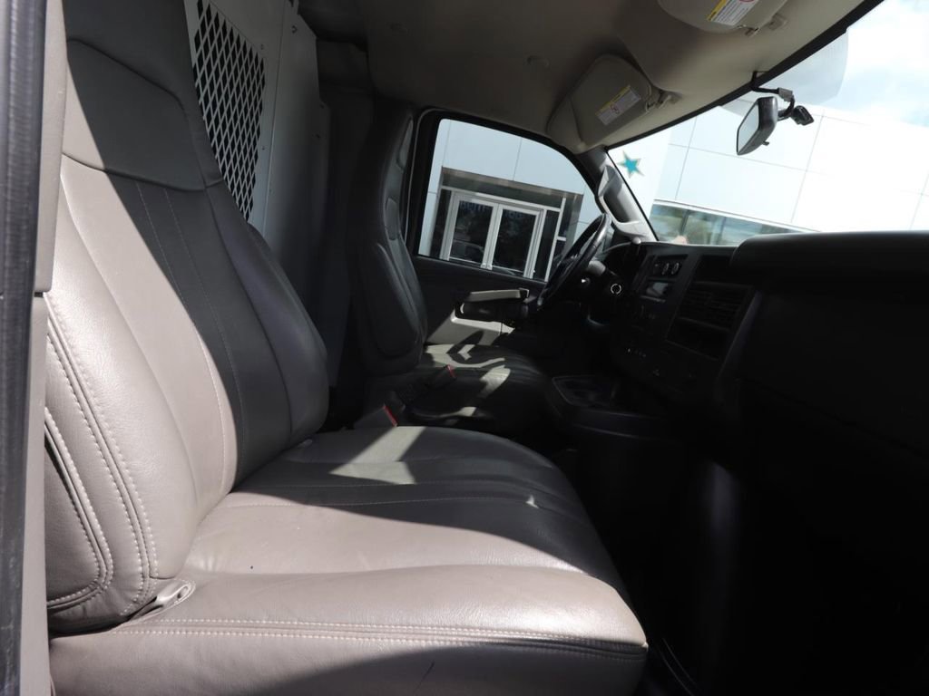 Used 2023 GMC Savana 2500 Extended w/ Driver Convenience Package RWD image 6