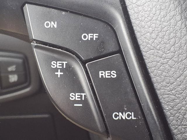 Certified 2024 Ford Edge Titanium AWD/4WD image 21