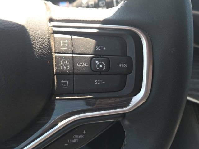 Used 2022 Jeep Wagoneer Series III w/ Premium Group I image 49