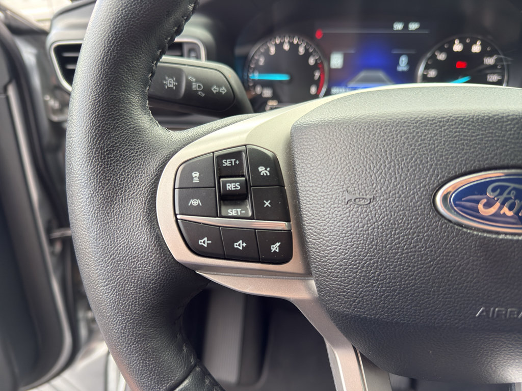 Certified 2024 Ford Explorer Limited AWD/4WD image 25