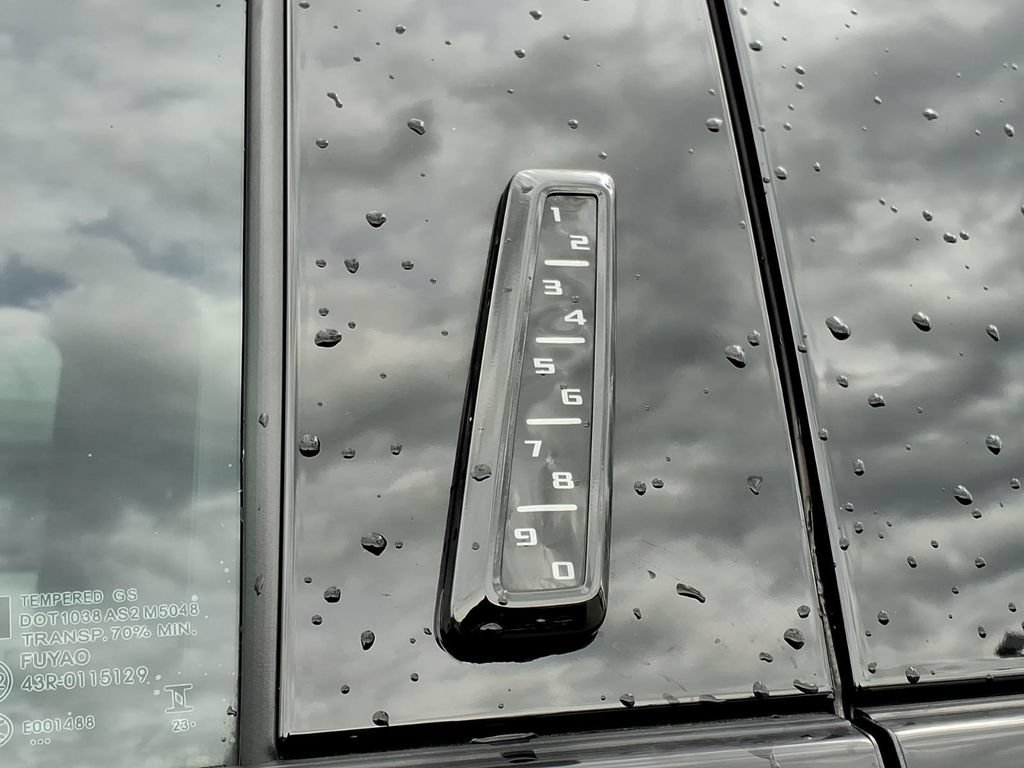 Used 2024 GMC Sierra 2500 AT4X AWD/4WD image 18