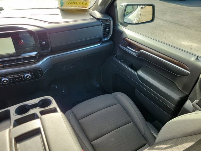 Used 2024 GMC Sierra 1500 SLE image 14